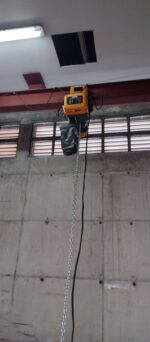 Tecle Eléctrico con carro, 2 toneladas, 380 Volts, levante 6 mts, velocidad 6.9 mt/min, Cadena 10 mm G80, - Imagen 3